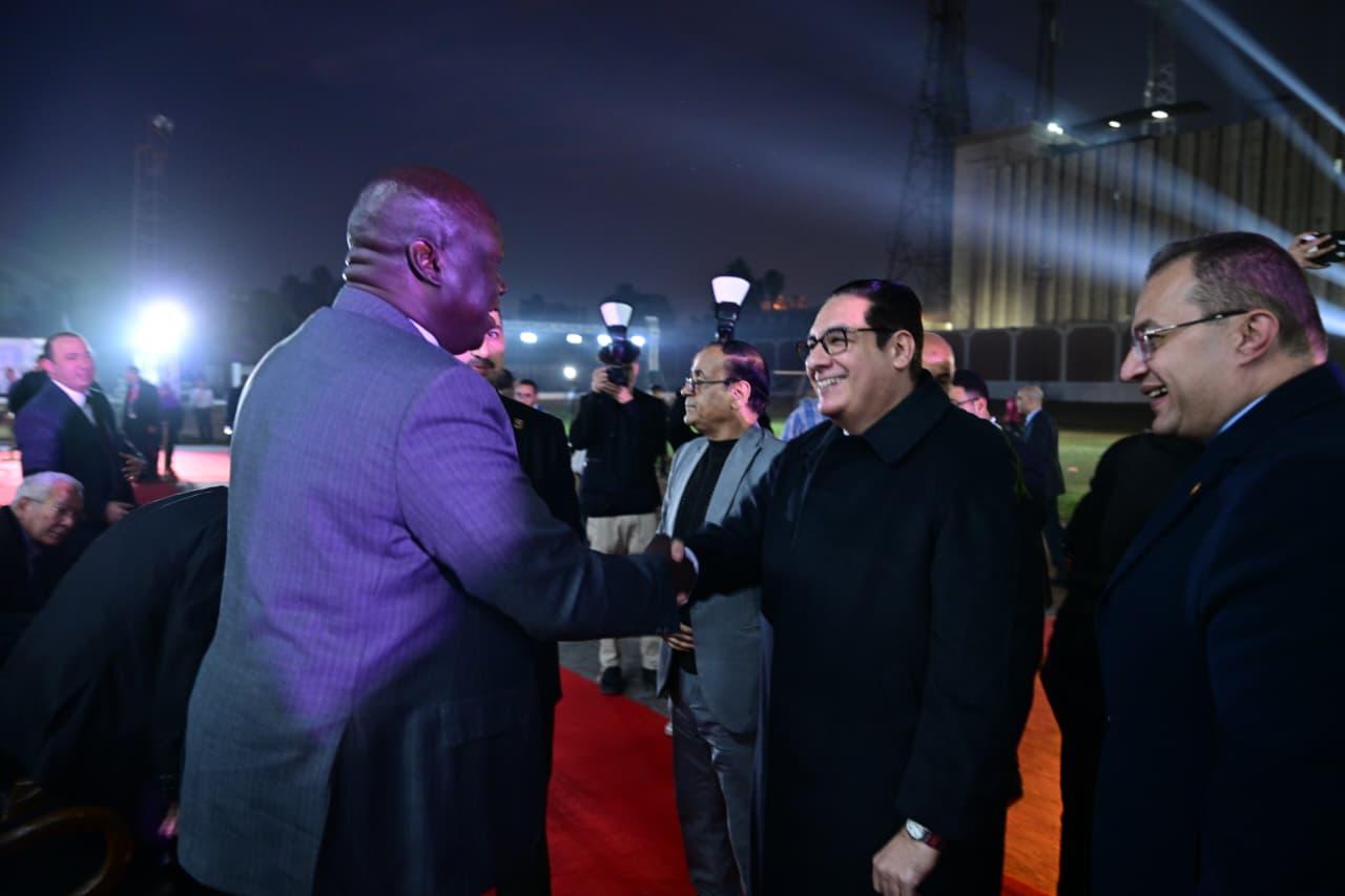 افتتاح الدورة الزراعية الأفرو عربية الأولى بكلية الزراعة جامعة القاهرة 3 حضور كثيف من قيادات الجامعة والسفراء