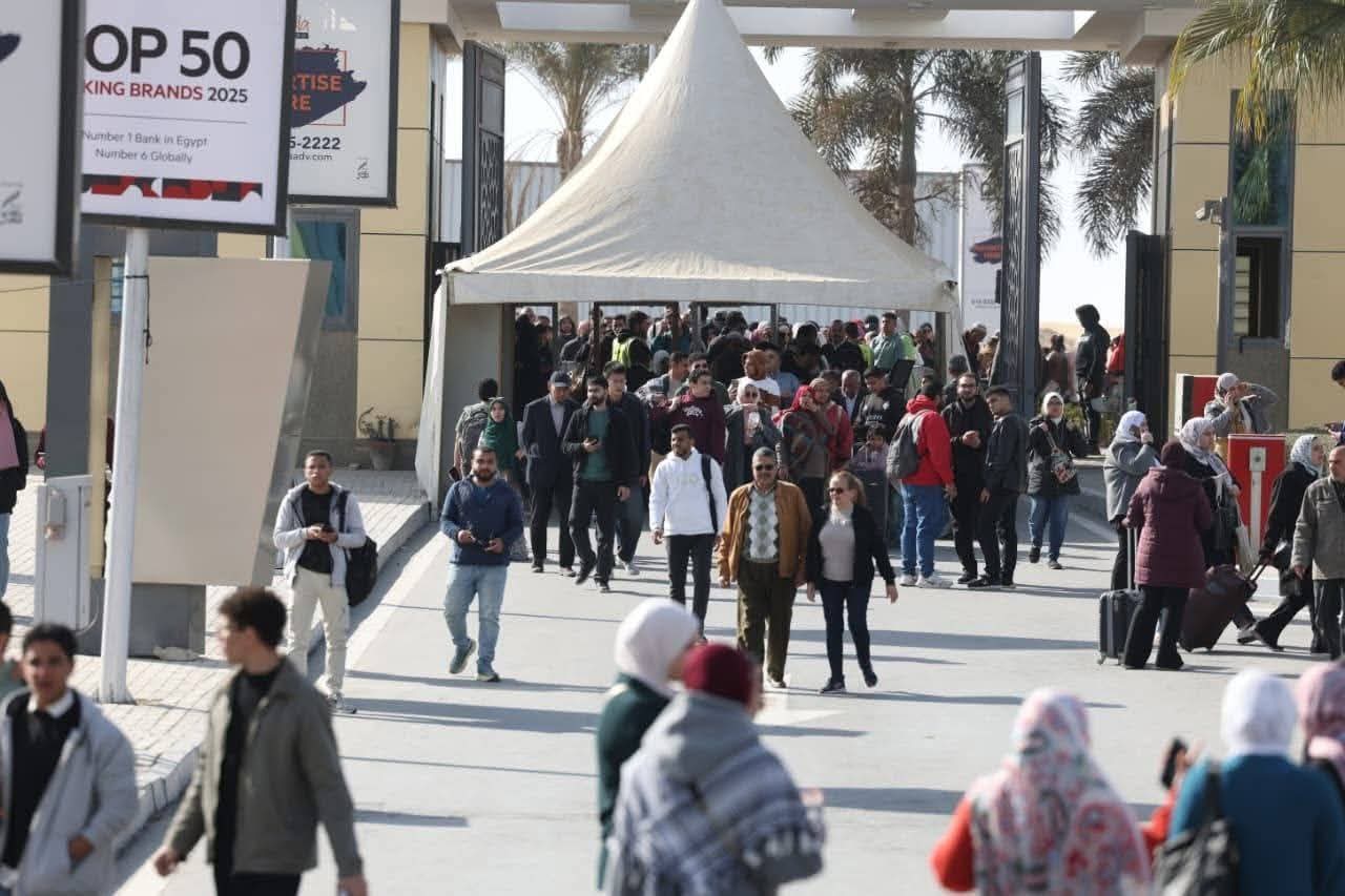 معرض القاهرة الدولي للكتاب يستقبل نحو 5.5 مليون زائر
