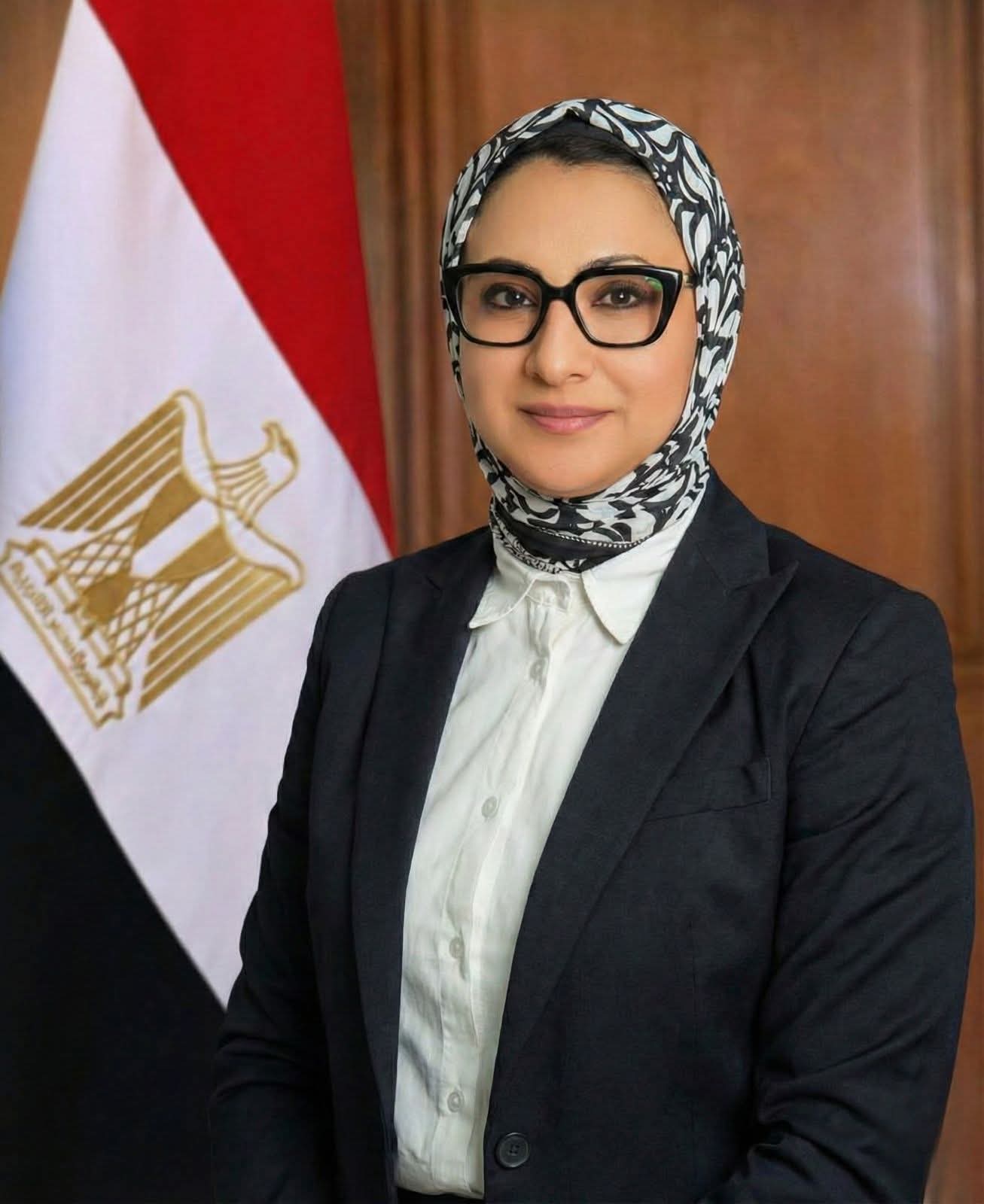 حنان مجدي محافظ الوادي الجديد،