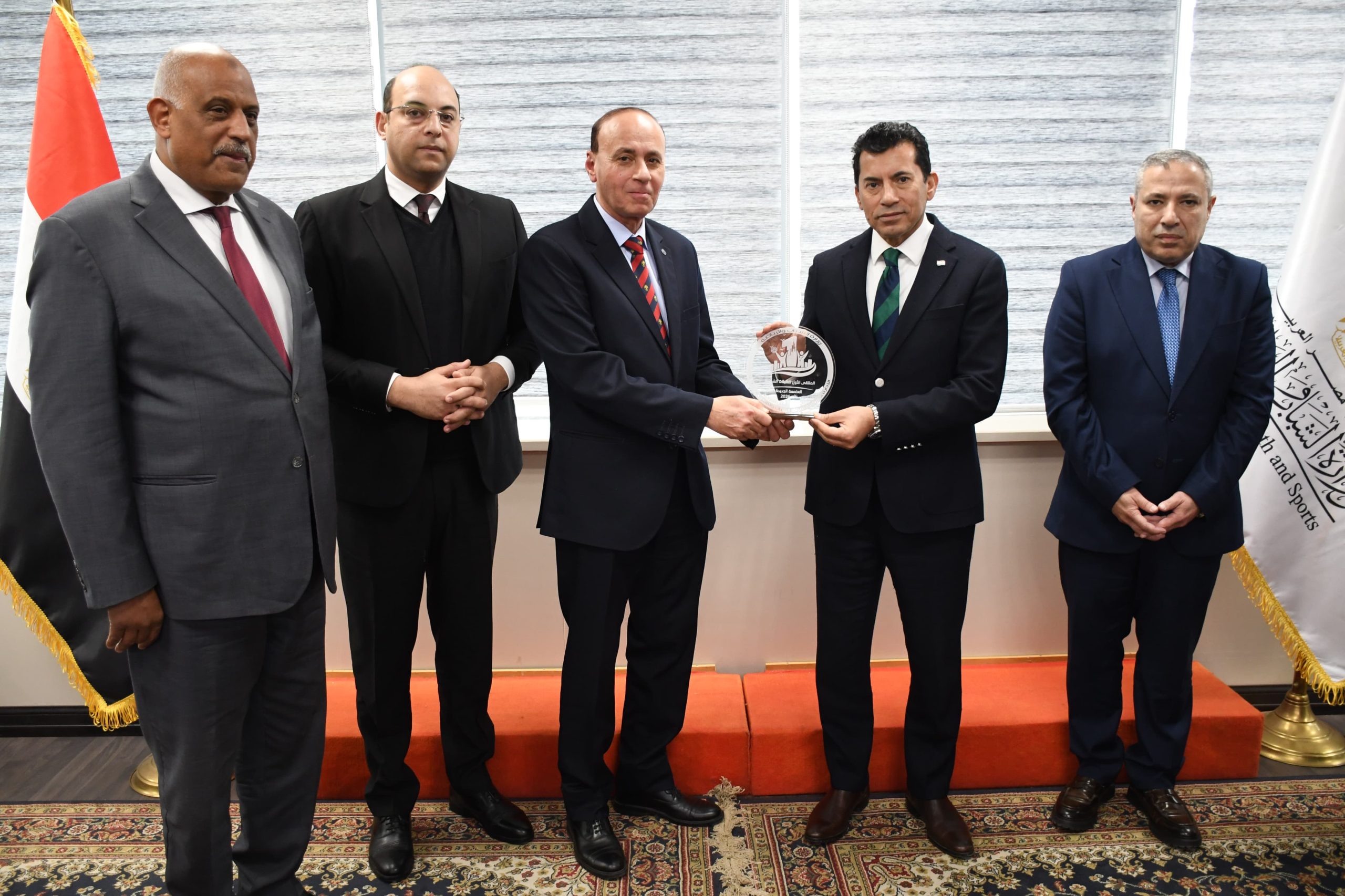 almomken.com 81b18ab9 scaled