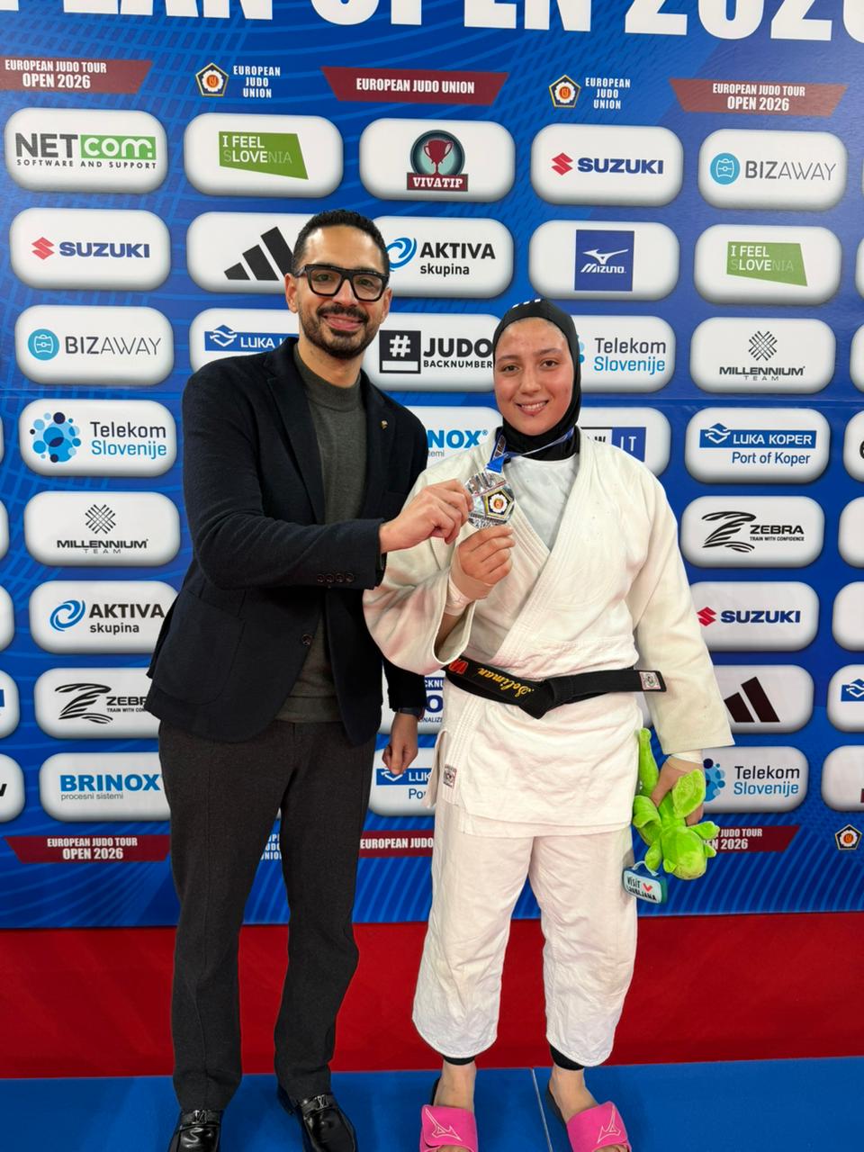 وزير الشباب والرياضة يهنئ صفا سليمان بأول إنجاز تاريخي للجودو المصري في كأس العالم للكبار