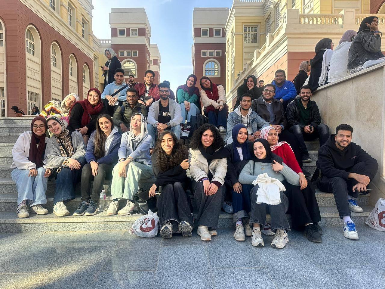 العاصمة تشارك في معسكر تدريبي بالجامعة البريطانية بالقاهرة