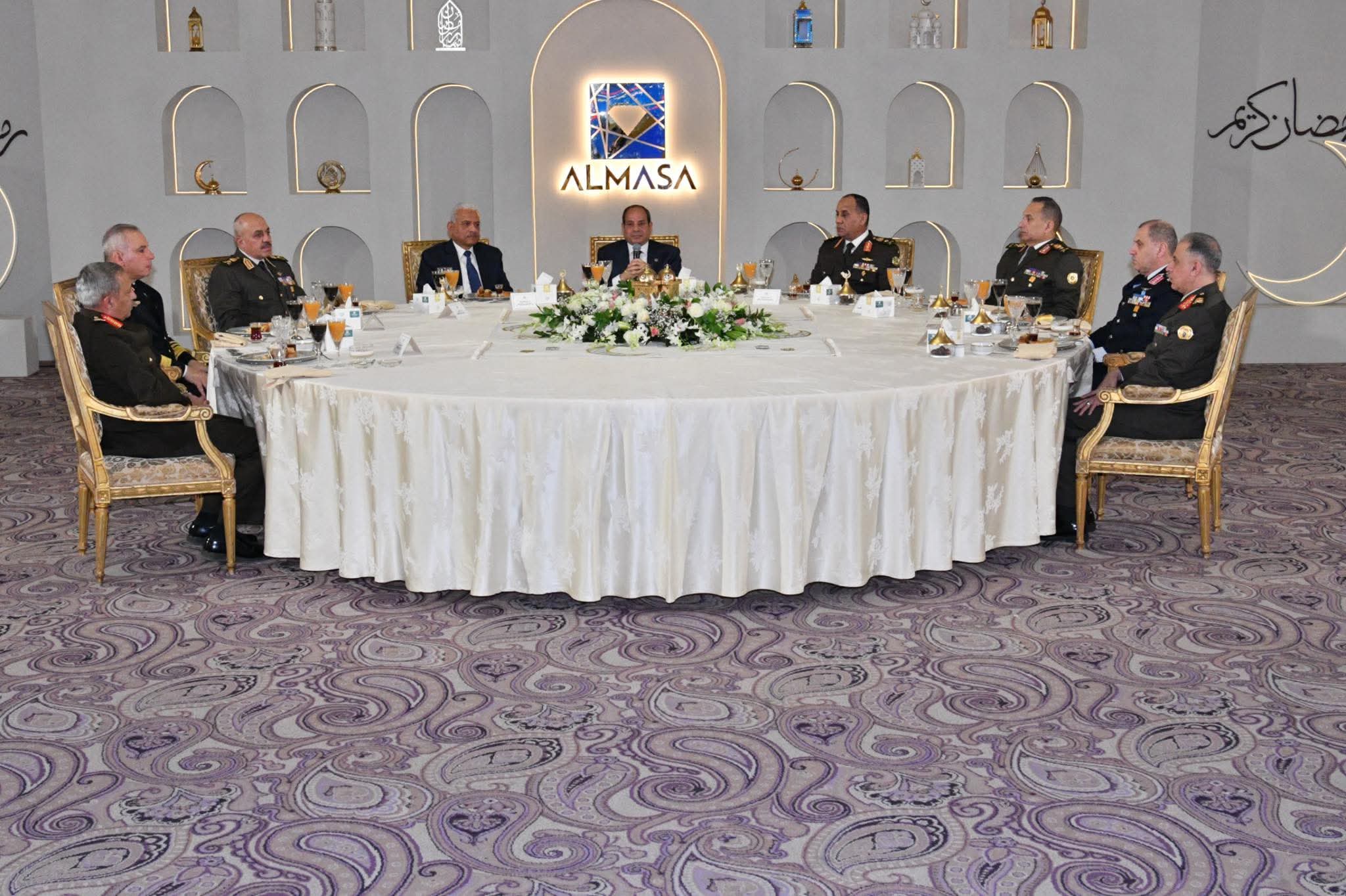 الرئيس السيسي يشهد حفل تكريم الفريق أول عبد المجيد صقر وزير الدفاع السابق، 4 الرئيس السيسي يشهد حفل تكريم الفريق أول عبد المجيد صقر وزير الدفاع السابق،