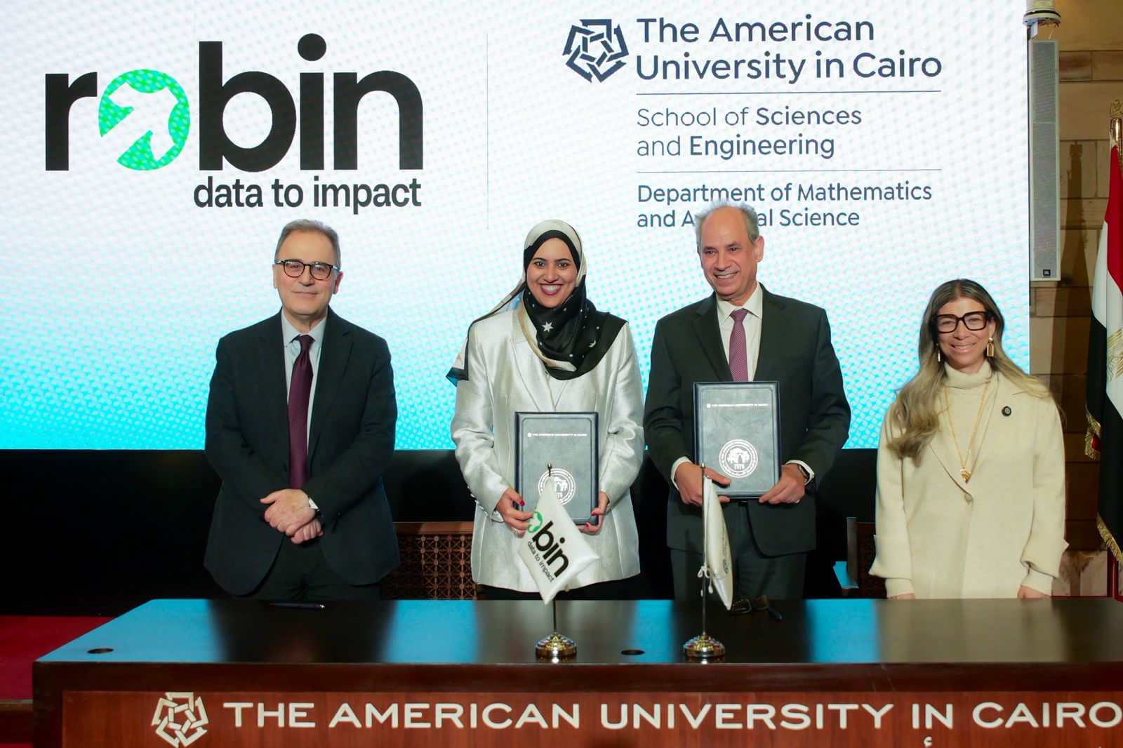 تفاهم بين الأمريكية بالقاهرة وروبن لحلول البيانات والذكاء الاصطناعي 3 almomken.com b57b7e2e
