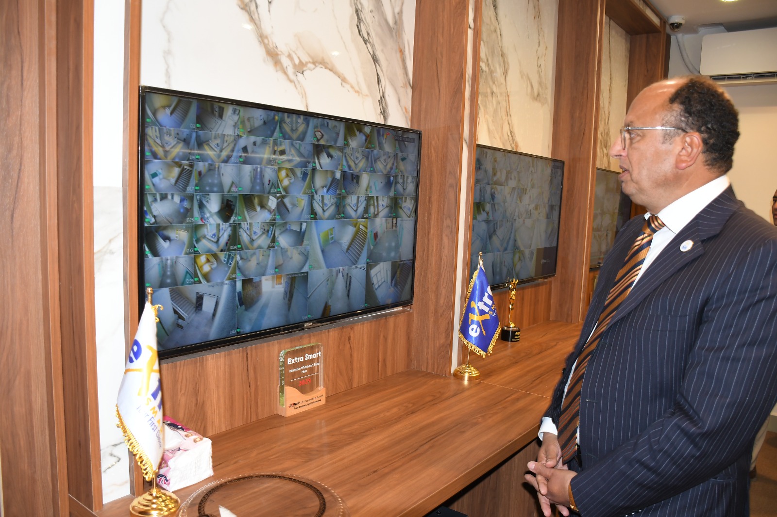 افتتاح غرفة العمليات المركزية بالمبنى الإداري للحرم الجامعي بجامعة العاصمة