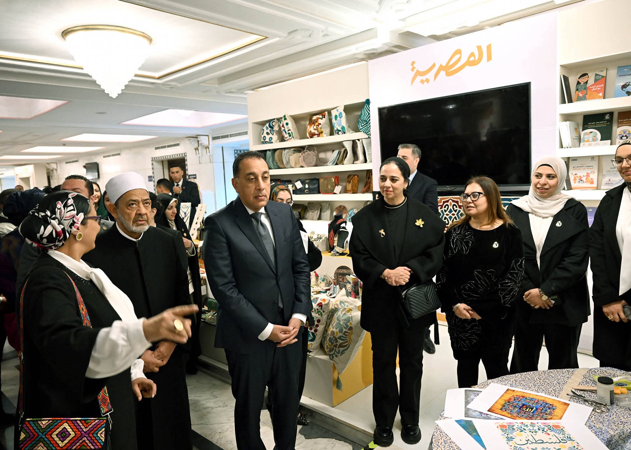 شيخ الأزهر ورئيس مجلس الوزراء يفتتحان مؤتمر الخطاب الدينى وحقوق المرأة فى دول منظمة التعاون الإسلامي