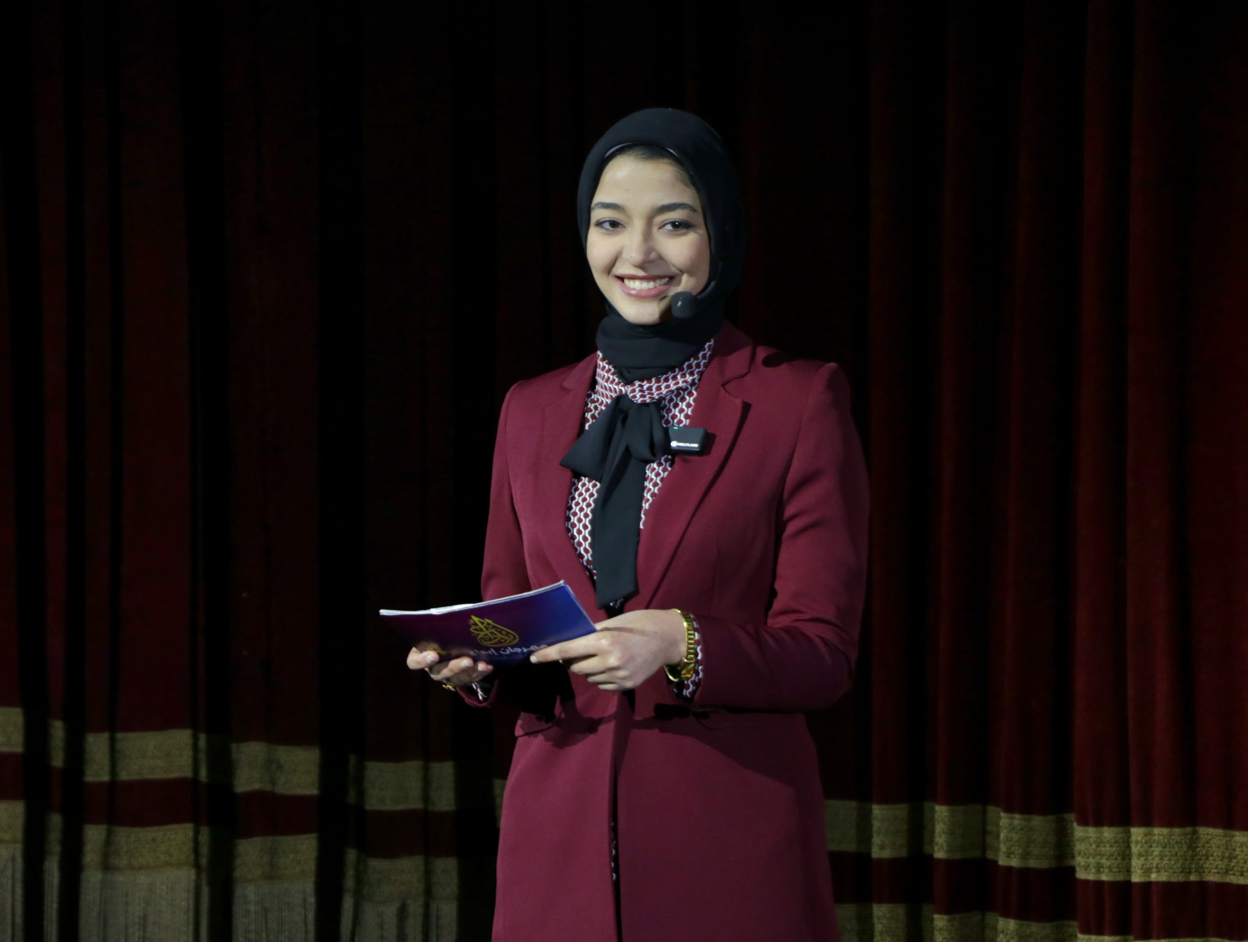 مذيعوا  المستقبل من الشباب أمام لجنة التحكيم 