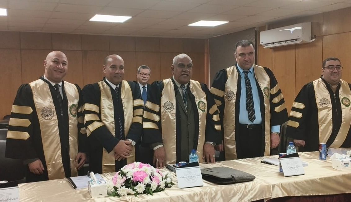 رئيس الإدارة المركزية لشؤون مكتب وزير التعليم العالي يحصل على الدكتوراة