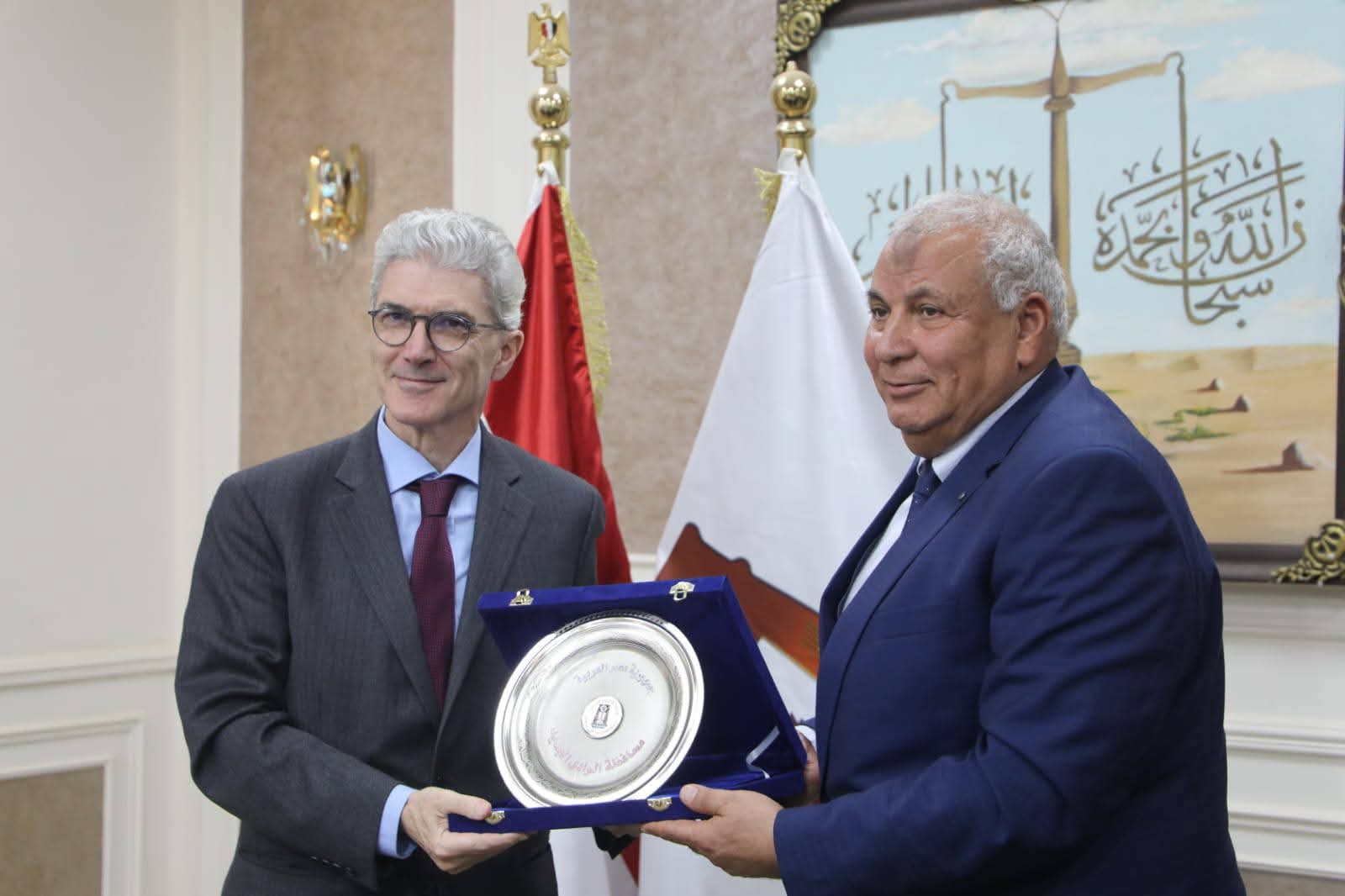 محافظ الوادي الجديد يلتقي وفديّ الإتحاد الأوروبي و "اليونيدو" 