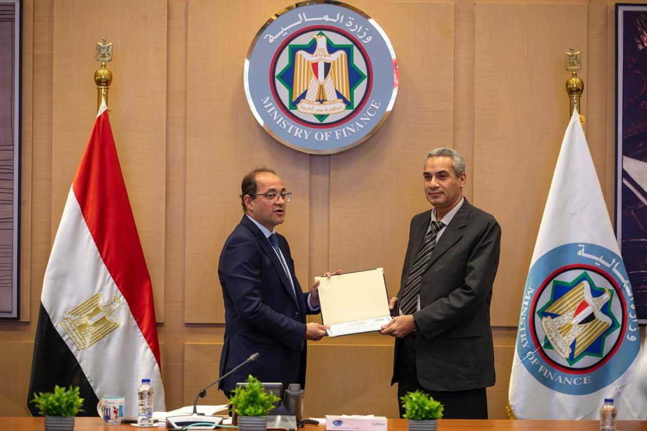 تكريم صاحب المبادرة المجتمعية الأعلى تقييمًا في «الإصلاح الضريبي