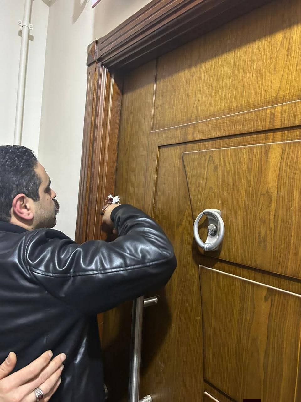 ضبط عيادة وهمية للجلديه والليزر تديرها منتحلة صفة طبيبب