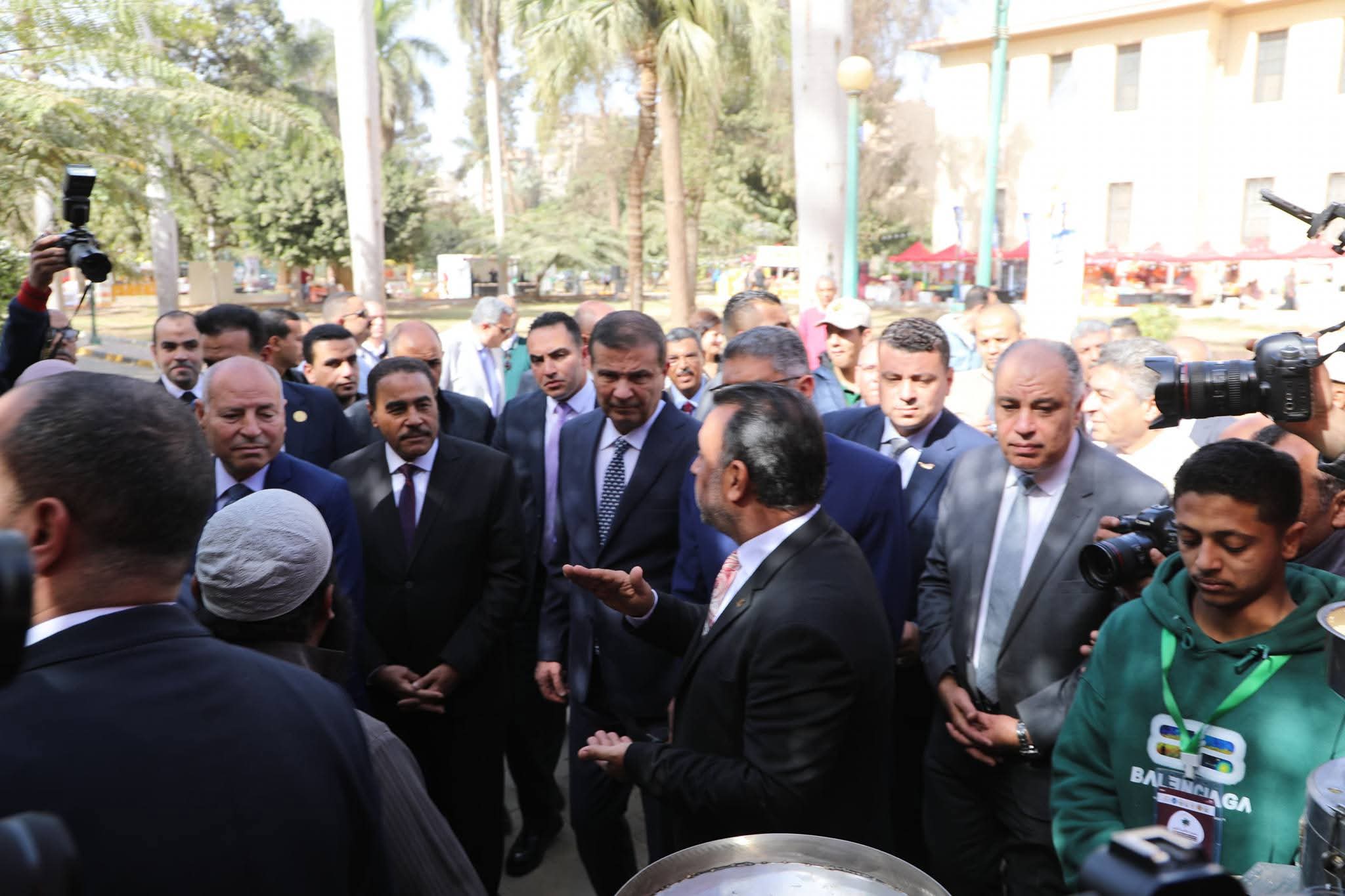 دعم وتطوير قطاع زراعة وصناعة نخيل البلح