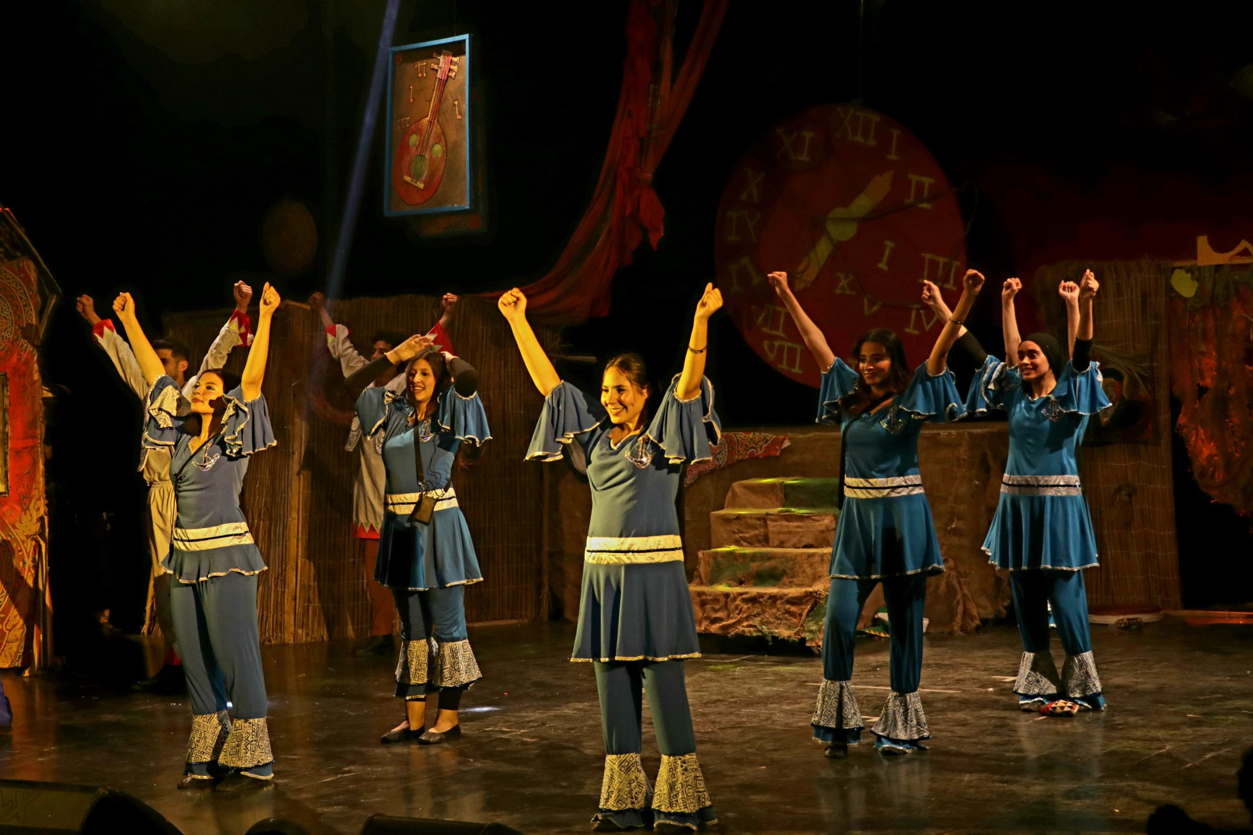 جامعة سيناء تدخل منافسة المعروض الاستعراضية