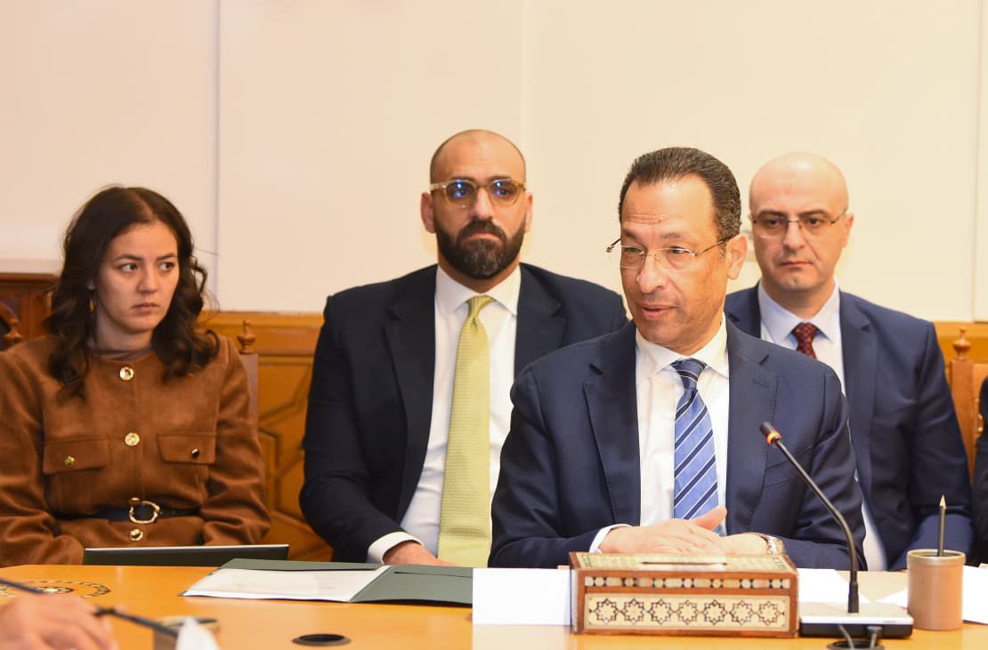 تطوير الخدمات القنصلية، وميكنة إجراءاتها