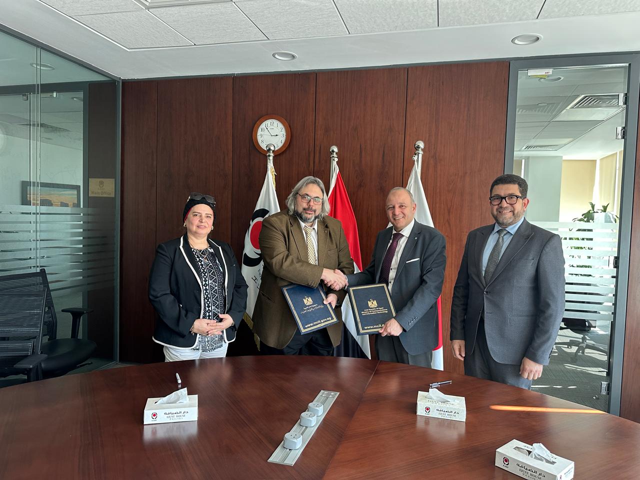 توقيع مذكرة تفاهم بين الجامعة المصرية اليابانية والأكاديمية الوطنية لتكنولوجيا المعلومات للأشخاص ذوي الإعاقة