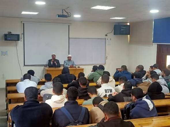 المنصورة تواصل فعاليات «موسم الجامعات» بالتعاون مع الأزهر الشريف لتعزيز الوعي الأسري والديني لدى الطلاب 6 almomken.com 4cfff61e