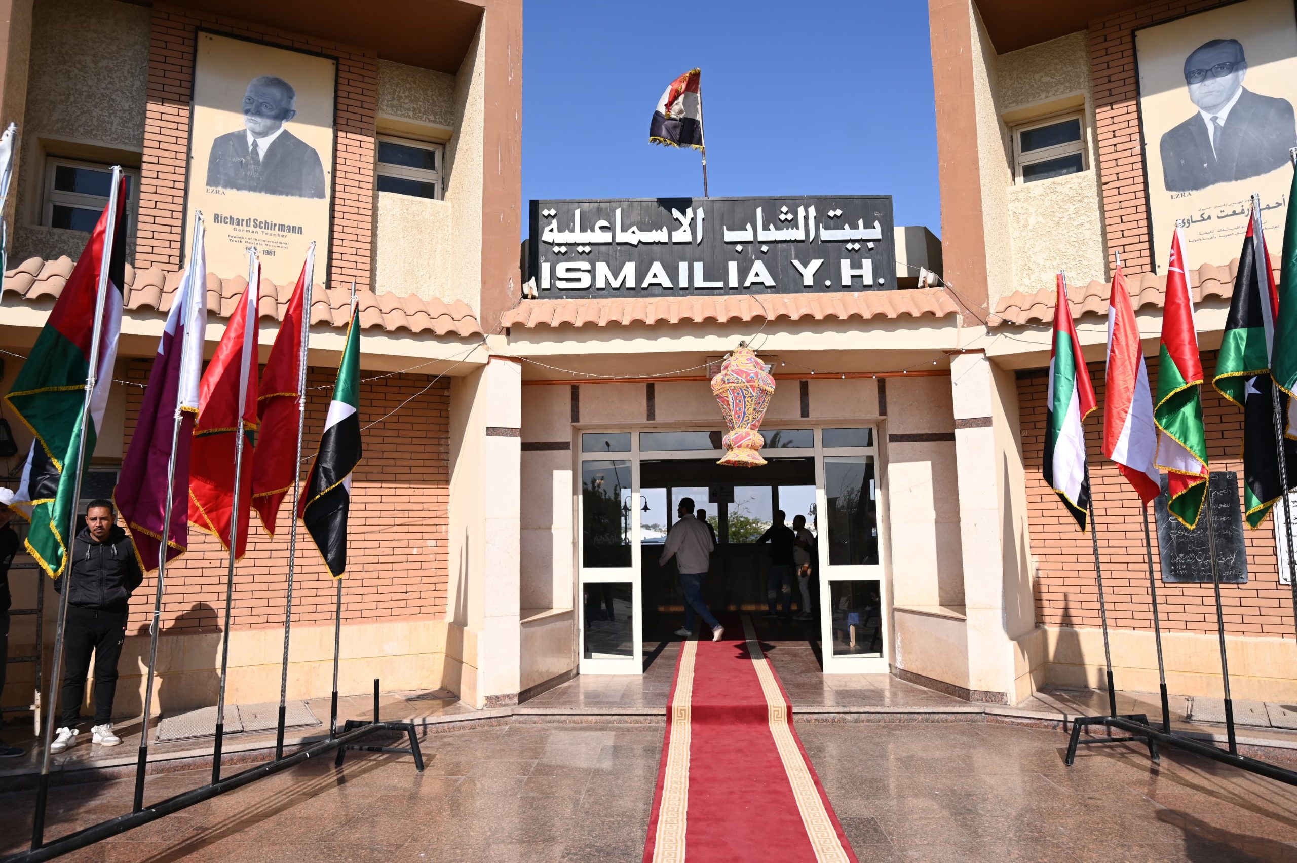 وزير الشباب والرياضة يتفقد بيت شباب الإسماعيلية لمتابعة مستوى الخدمات المقدمة للشباب