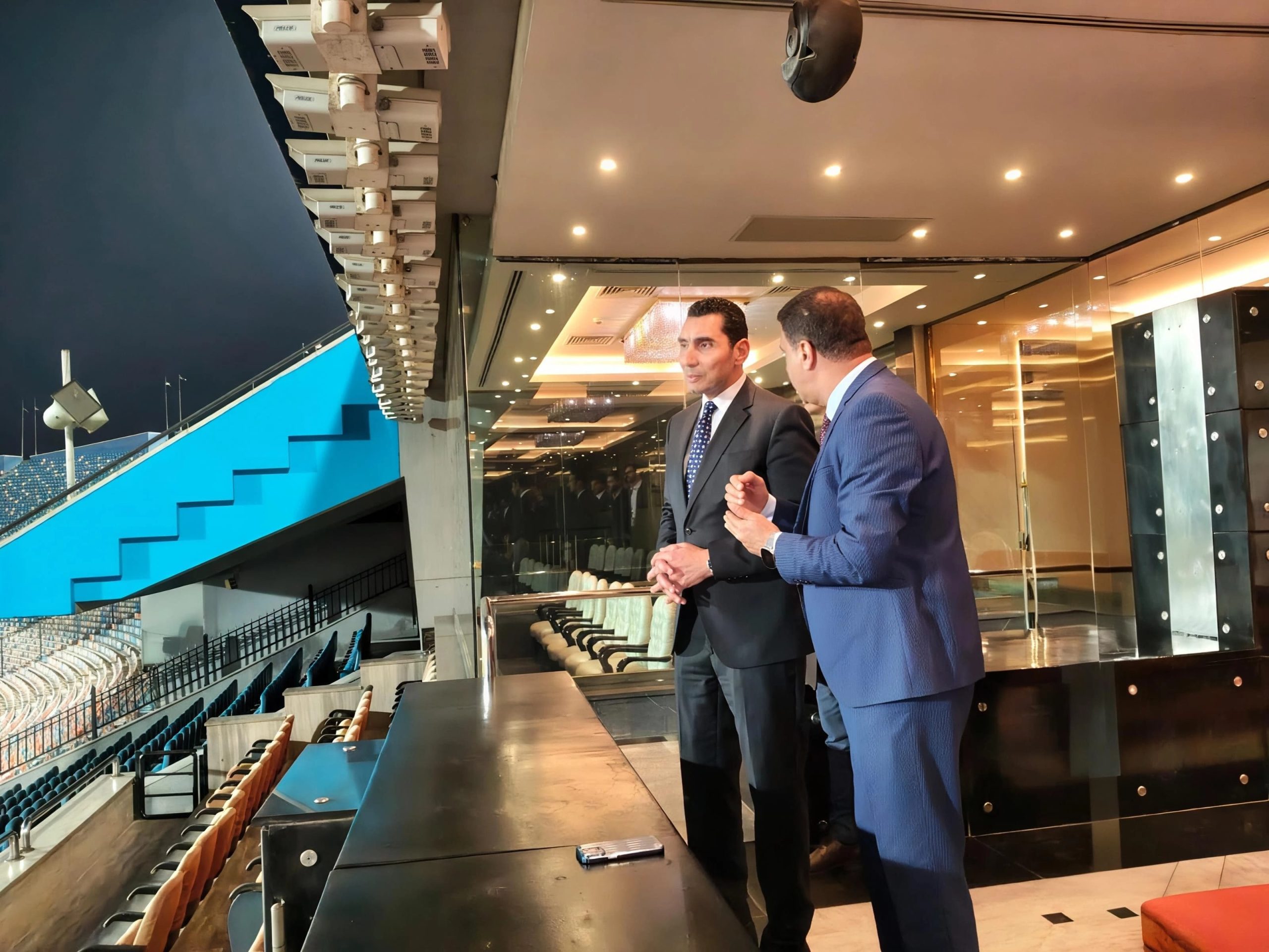 وزير الشباب والرياضة يتفقد ستاد القاهرة الدولي