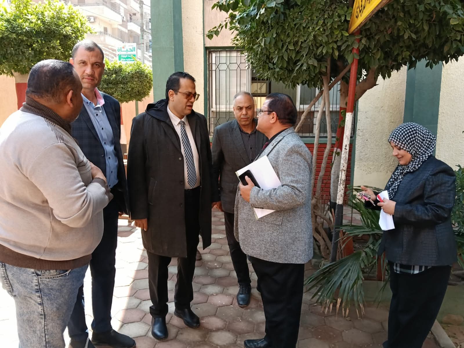 جولة مفاجئة لوكيل تعليم الغربية بمدارس إدارة غرب طنطا التعليمية