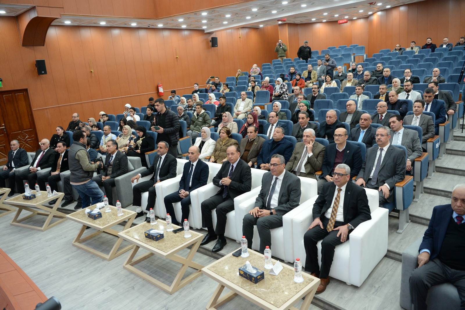 إنجاز  علمى عالمى لجامعة المنصورة  باكتشاف نوع جديد من أسلاف القردة  يعيد رسم خريطة تطورها