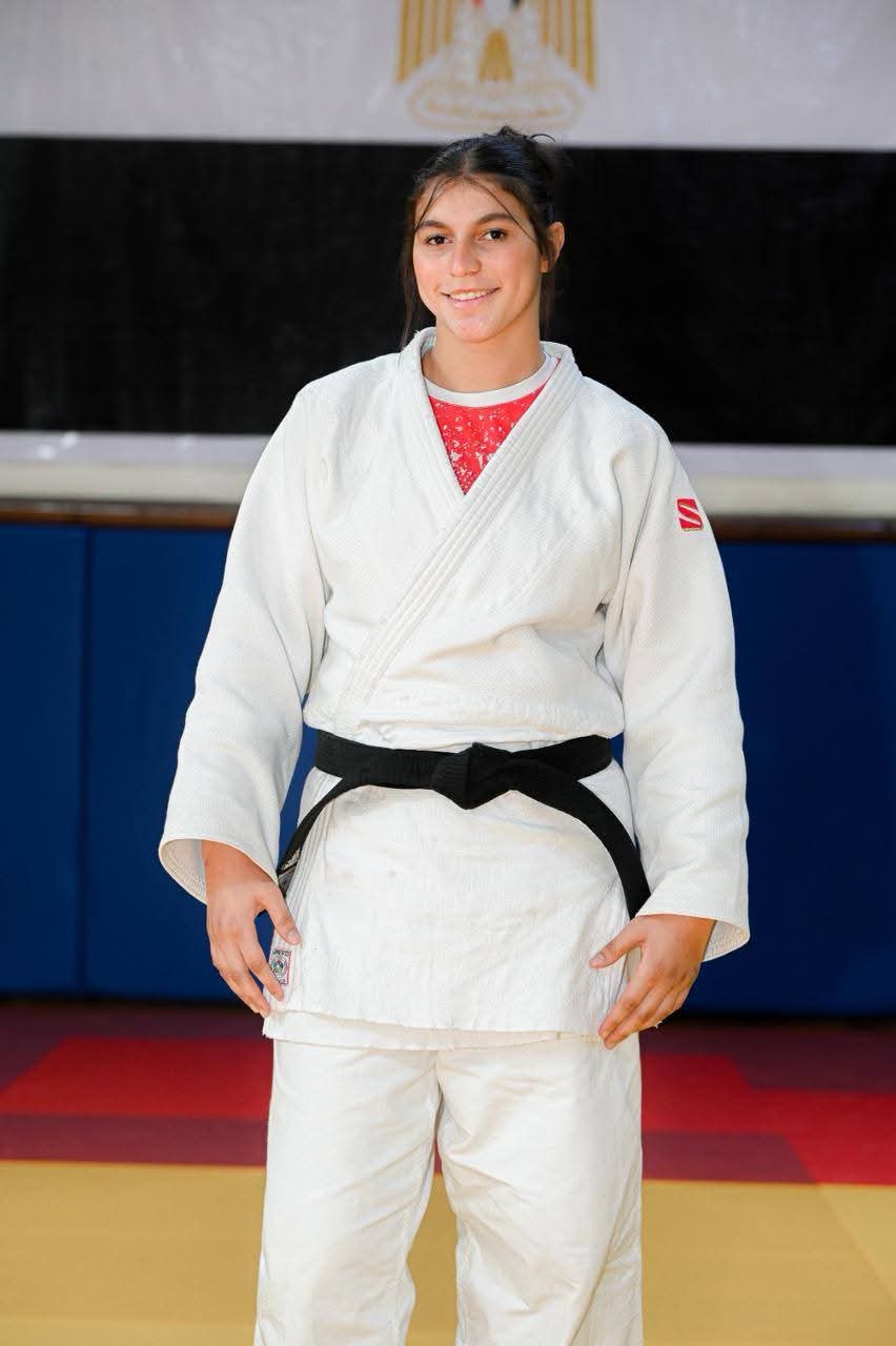 داليدا الغرباوي ذهبية 