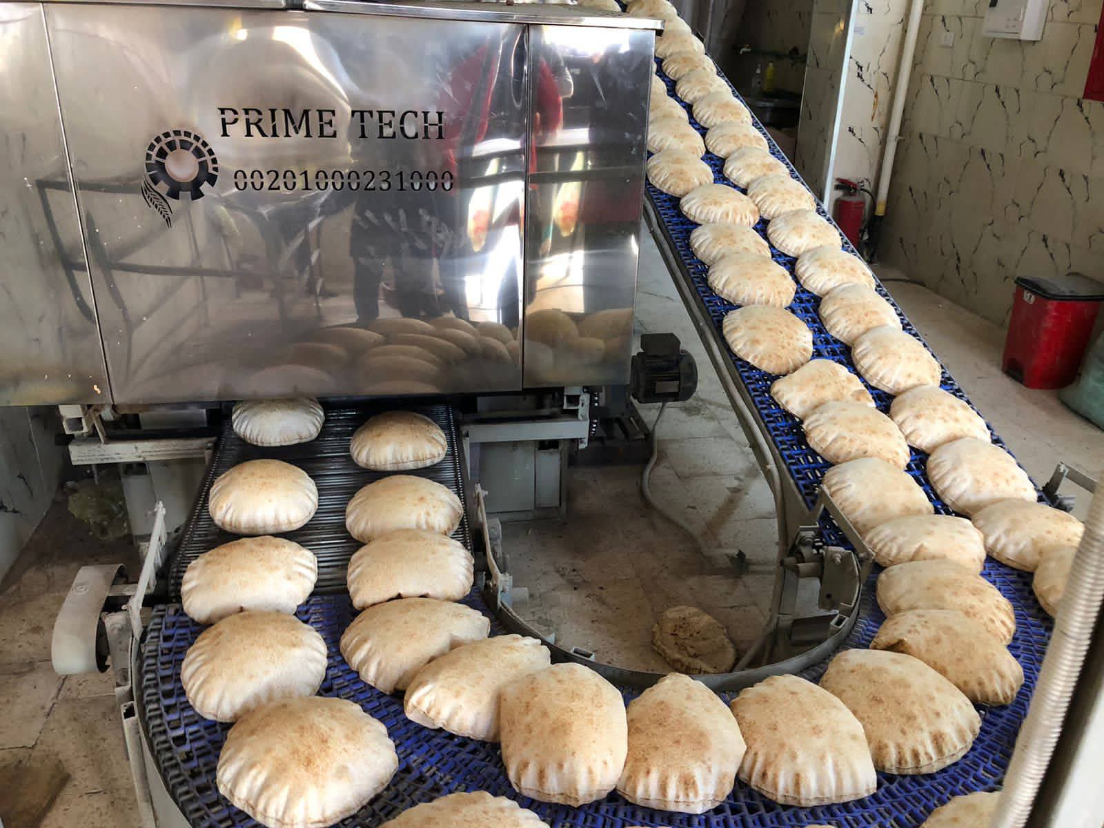 محافظ الدقهلية يتفقد مخبز المحافظة لمتابعة الالتزام بالأوزان