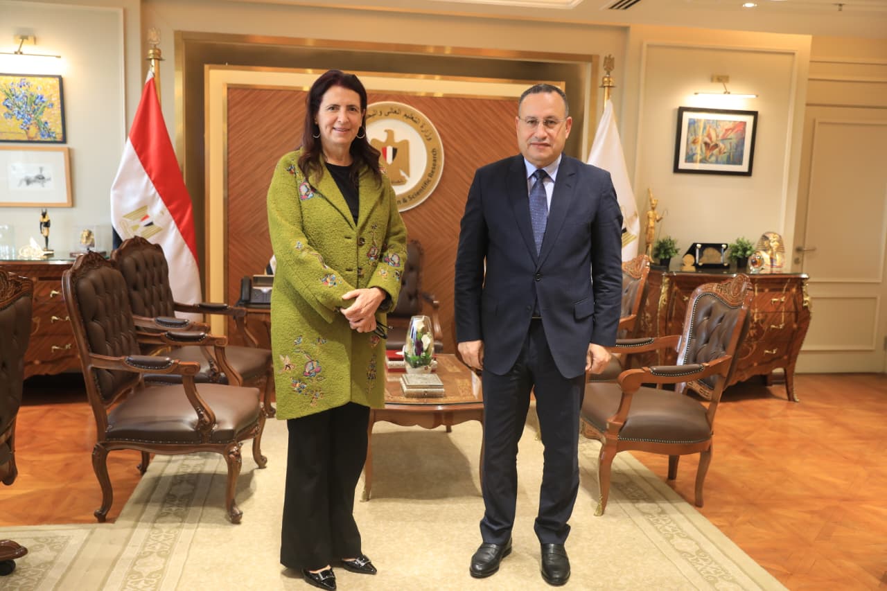 قنصوة يبحث مع مدير هيئة فولبرايت لتعزيز التعاون الأكاديمي بين الجامعات المصرية والأمريكية 2 قنصوة يبحث مع مدير هيئة فولبرايت لتعزيز التعاون الأكاديمي بين الجامعات المصرية والأمريكية