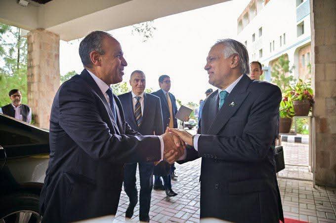 عبد العاطي يلتقى نائب رئيس الوزراء ووزير خارجية باكستان