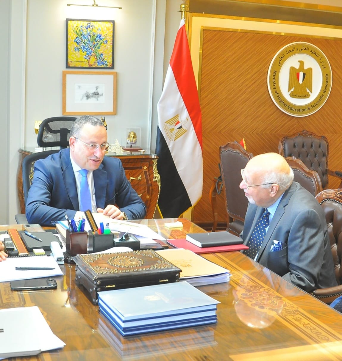 نقل الخبرات الأكاديمية والتكنولوجية إلى الجامعات المصرية