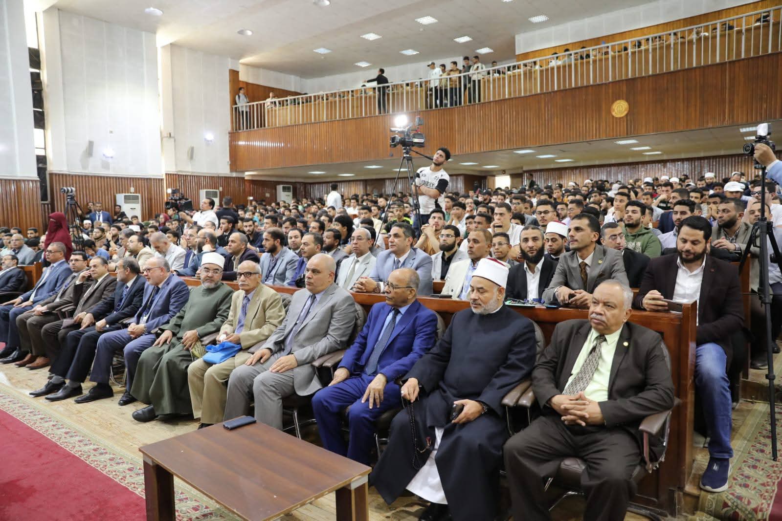 رئيس الجامعة: بناء وعى الشباب يكمن في تعزيز دور المؤسسات التعليمية والدعوية