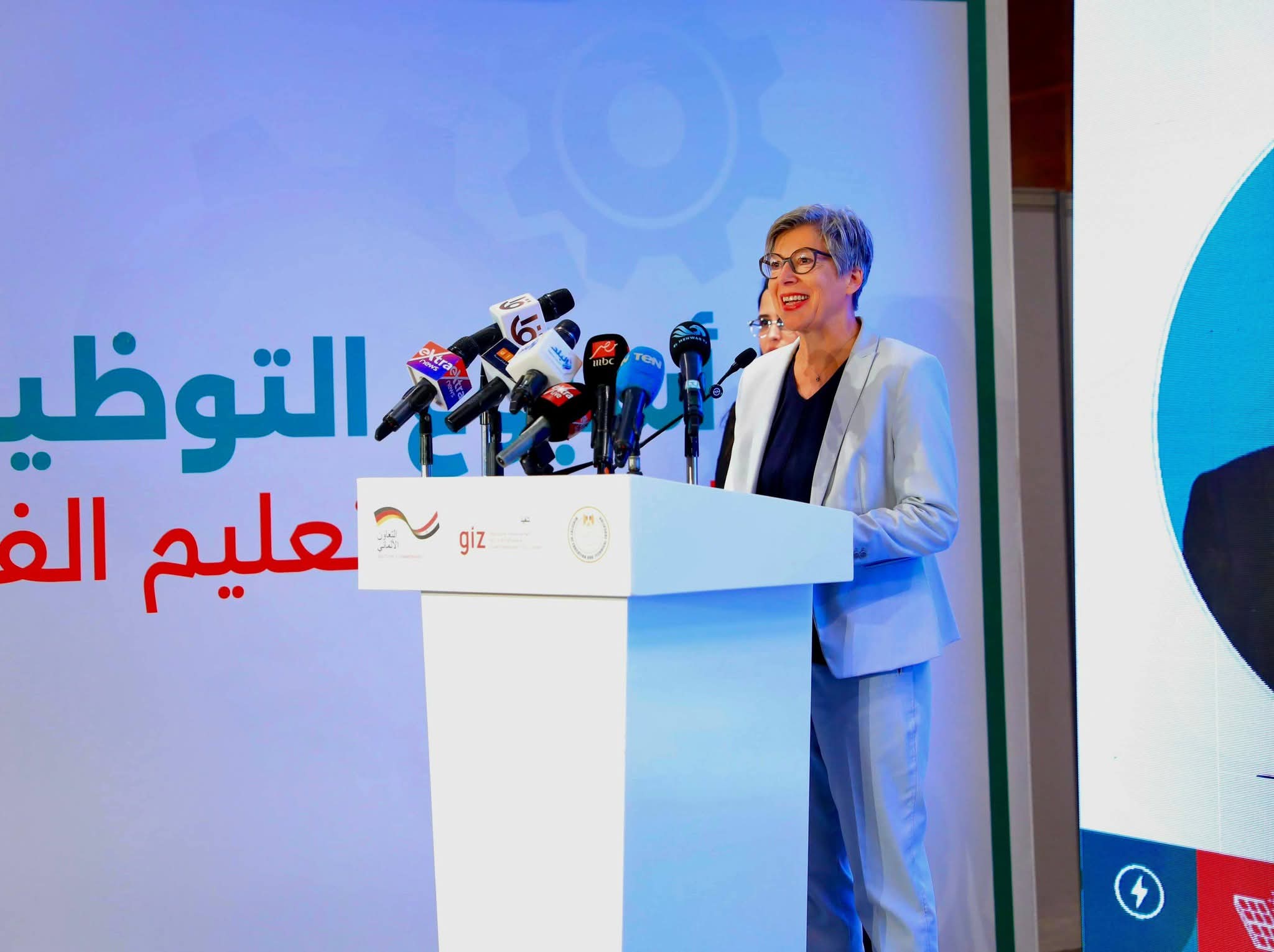 almomken.com 2ed345b0