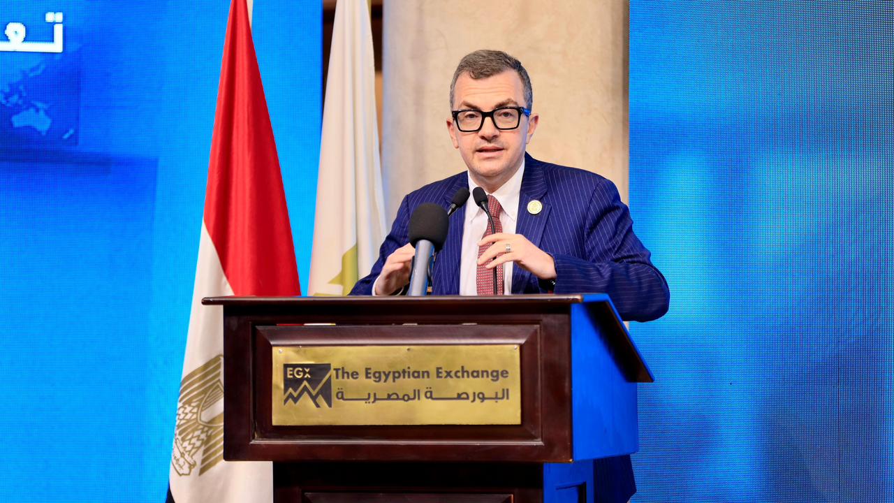 تدريس المادة كنشاط على منصة البرمجة والذكاء الاصطناعي للصف الثاني الثانوي