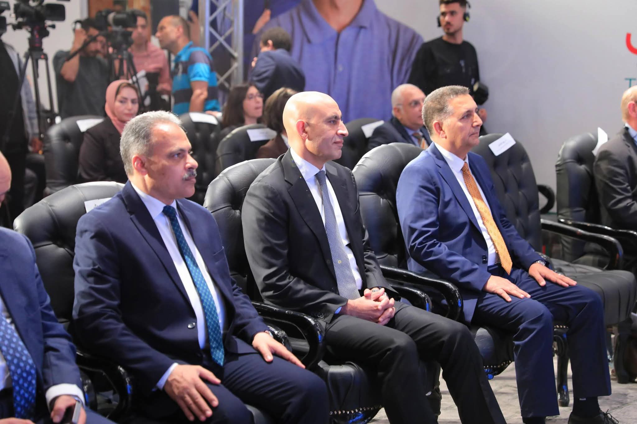 مواءمة البرامج التعليمية مع الاحتياجات الفعلية للقطاعات الإنتاجية