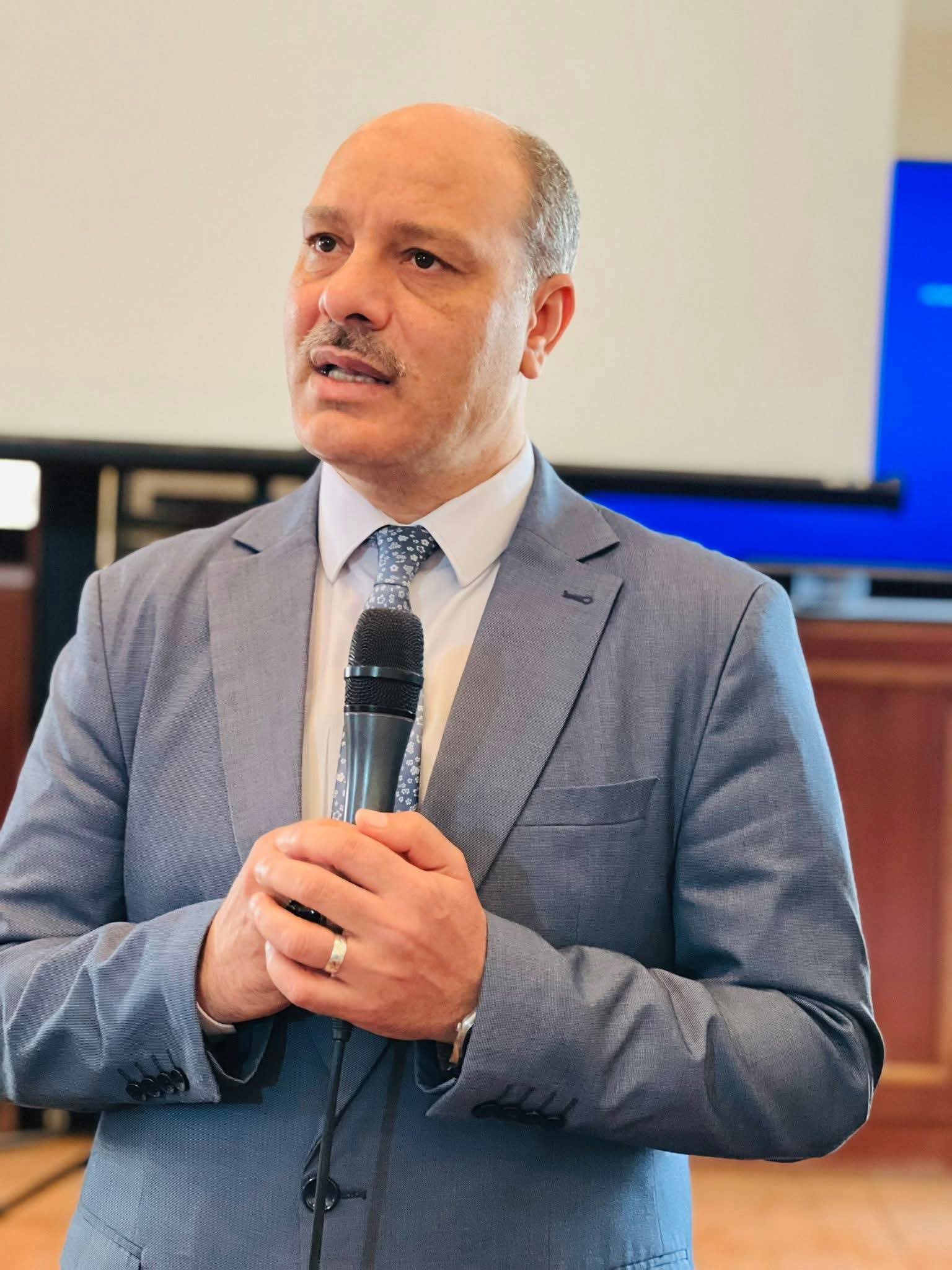 تدريب المدارس الرسمية اللغات على مستوى محافظة الإسكندرية