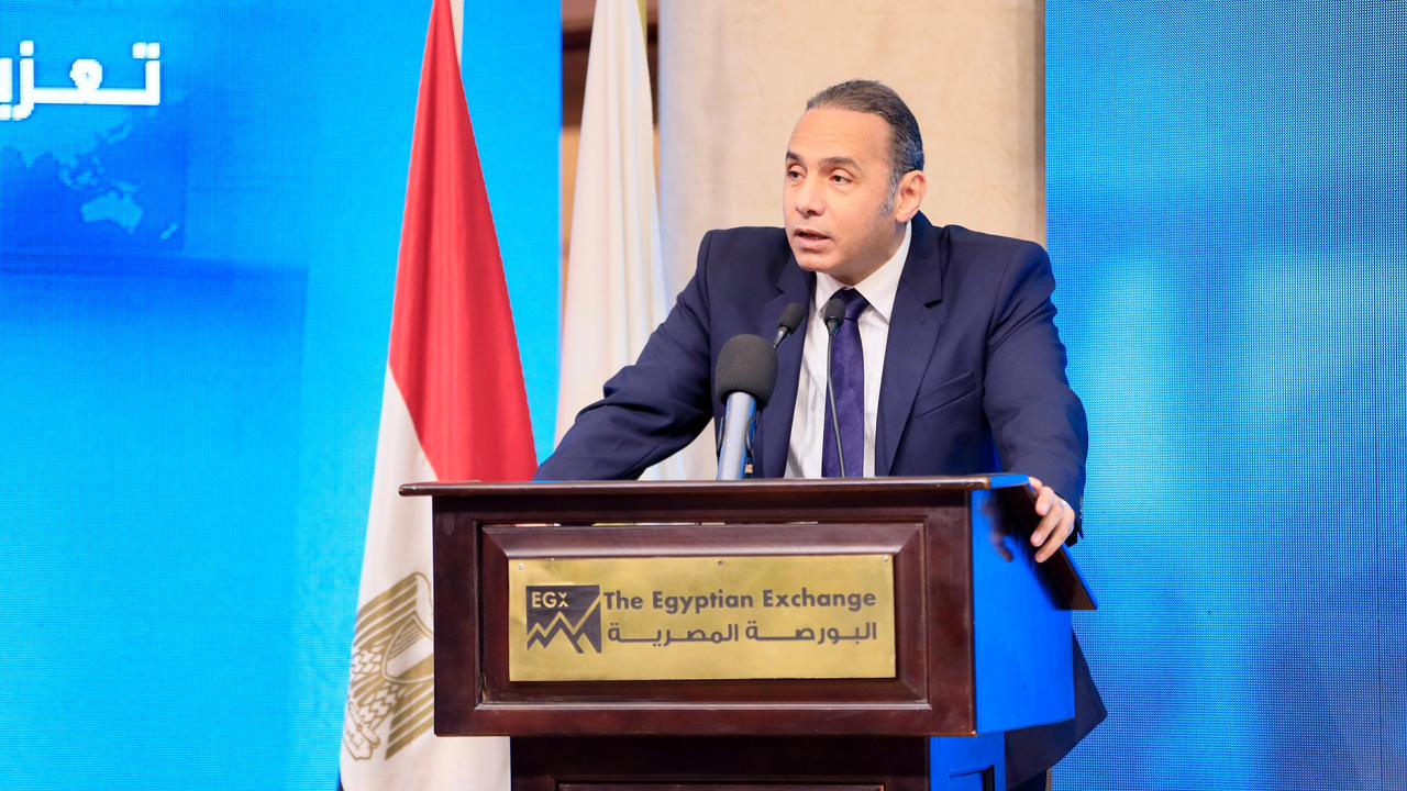 الانتقال من التعلّم عن الاقتصاد، إلى التعلّم داخل الاقتصاد