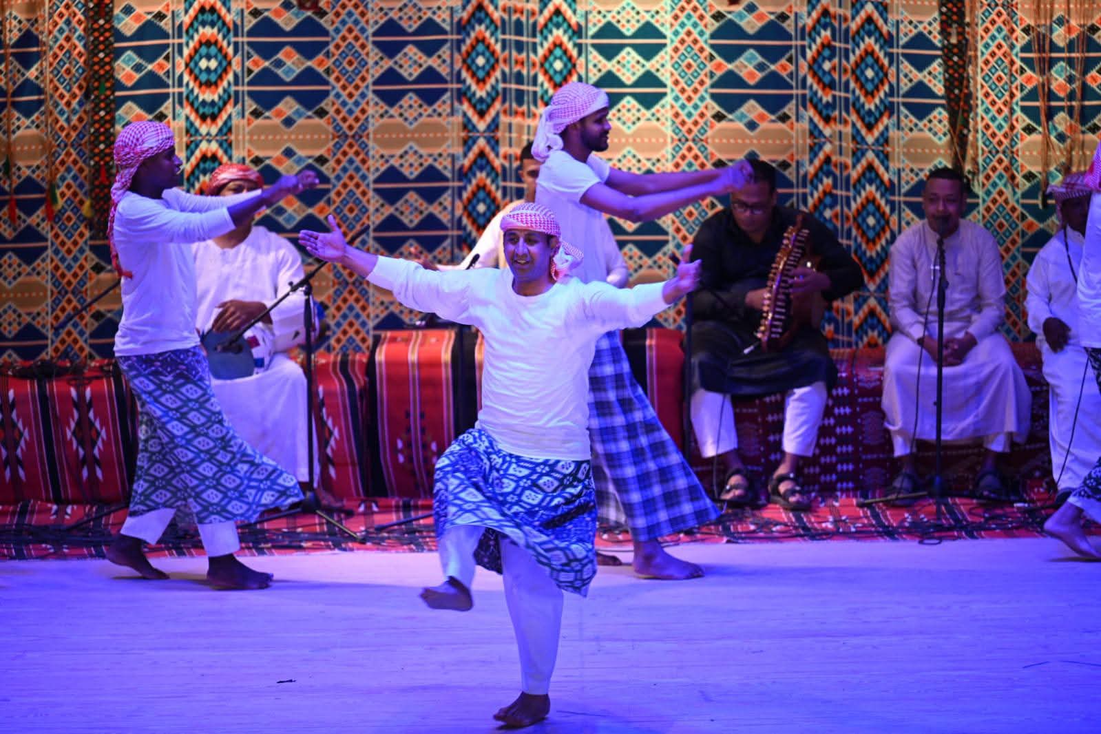 عروض التراث تزين قصر ثقافة العريش في ثاني أيام ملتقى سيناء لفنون البادية