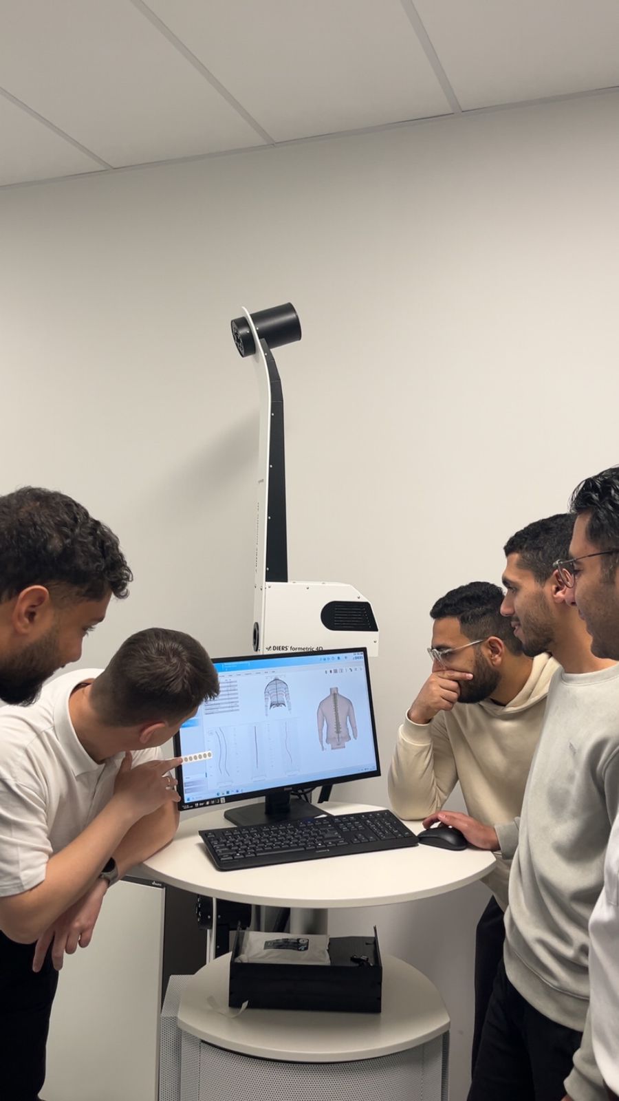 البرنامج تضمن حزمة مكثفة من المحاضرات العلمية