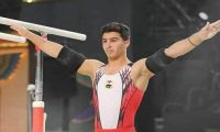 جوهر نبيل يهنئ محمد عفيفي بفضية "المتوازي" في كأس العالم للجمباز الفني بالقاهرة 46 almomken.com e2269204