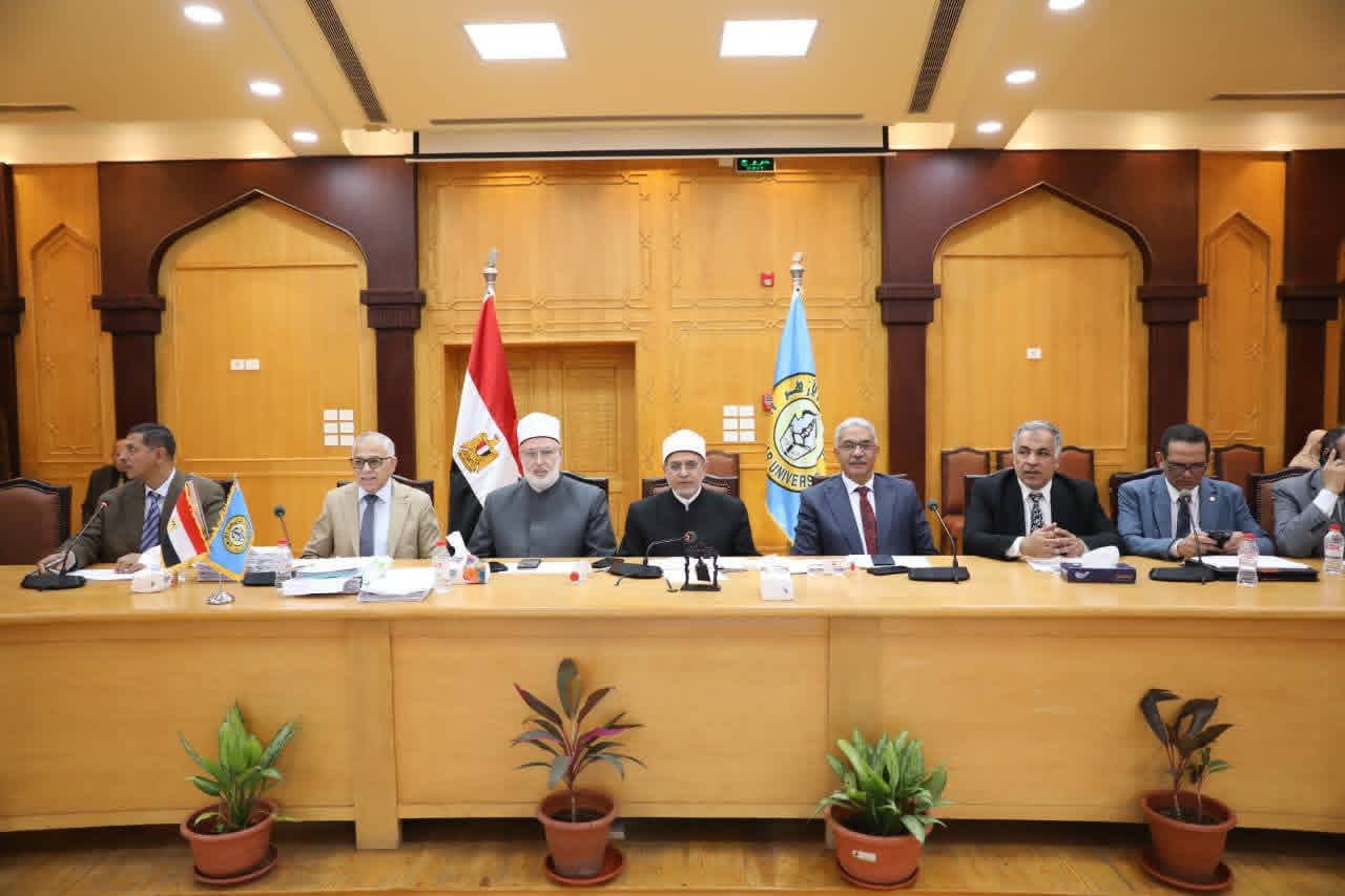 مجلس جامعة الأزهر يهنئ الأمة الإسلامية بقرب حلول عيد الأضحى...ويناقش أعمال الامتحانات