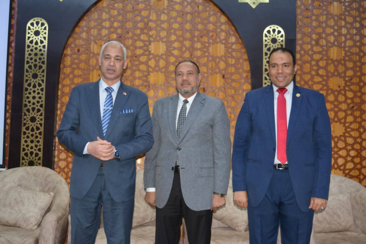دعم الأنشطة الثقافية والدينية وترسيخ القيم الوطنية