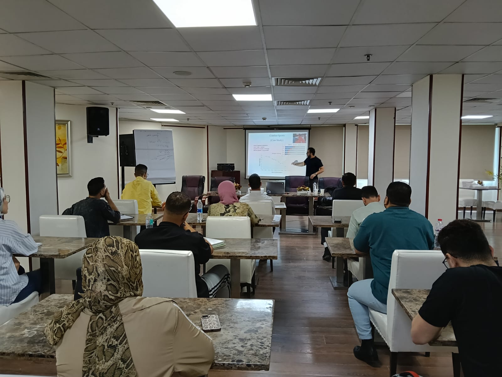 التزام وزارة الشباب والرياضة بتطوير الكفاءات المتخصصة ودعم الرياضيين