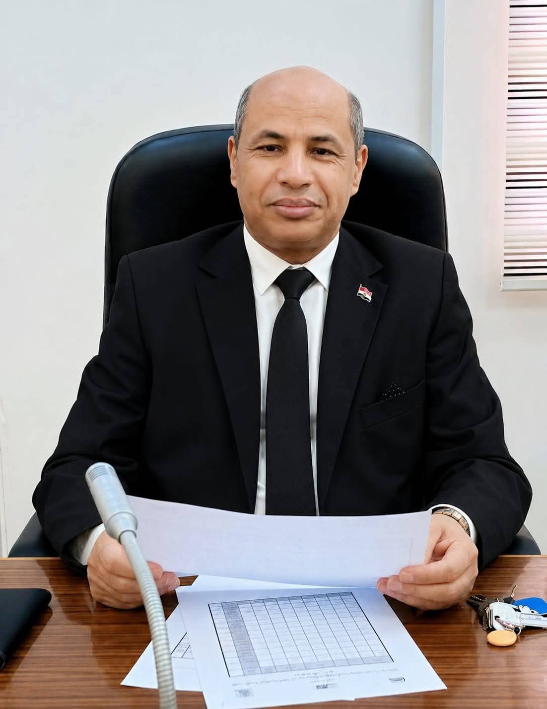 حسن محمد حويل، عميد الكلية