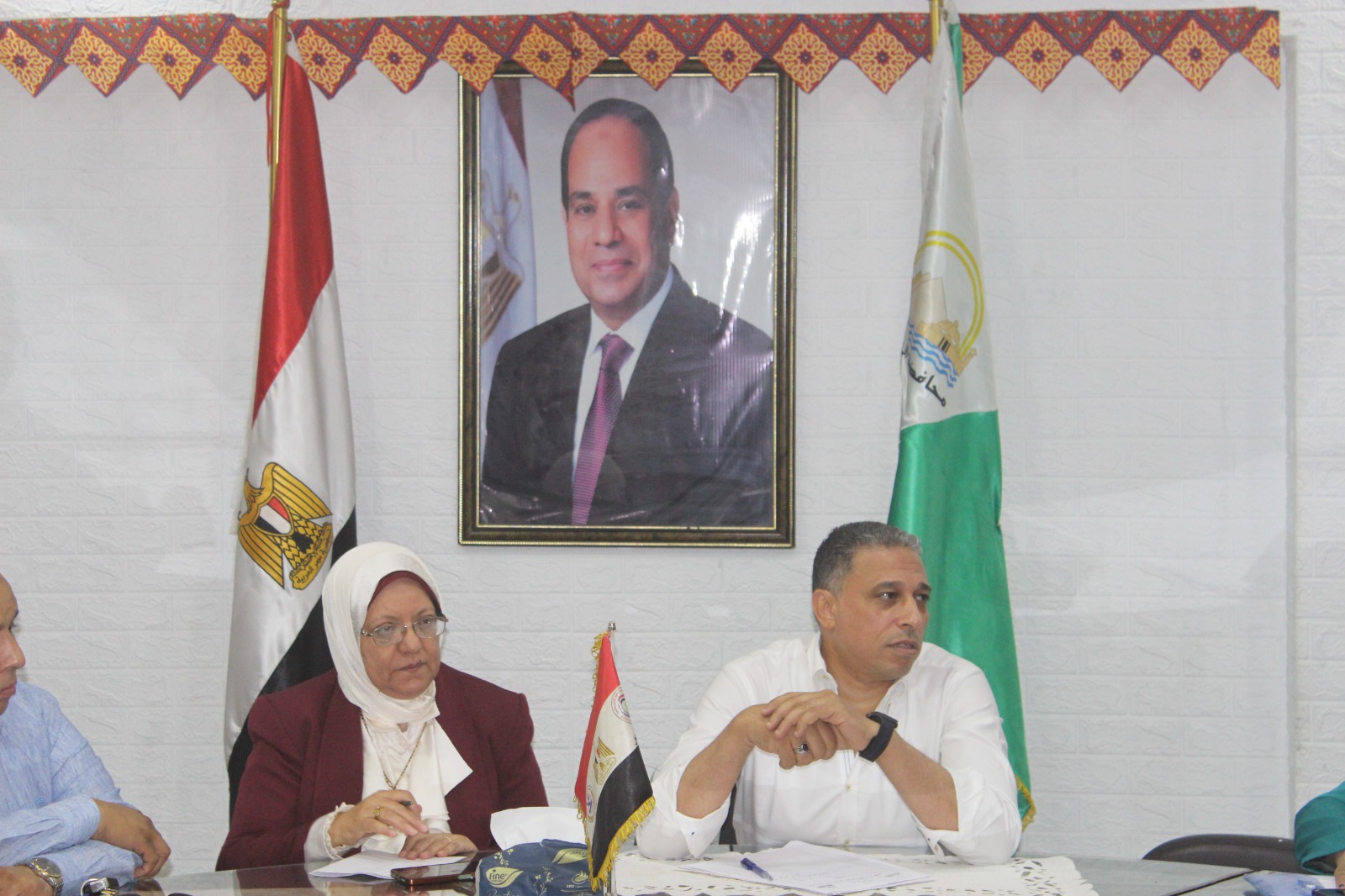 مدير تعليم الجيزة يتابع امتحانات الثانوية العامة ويبحث استعدادات العام الدراسي الجديد