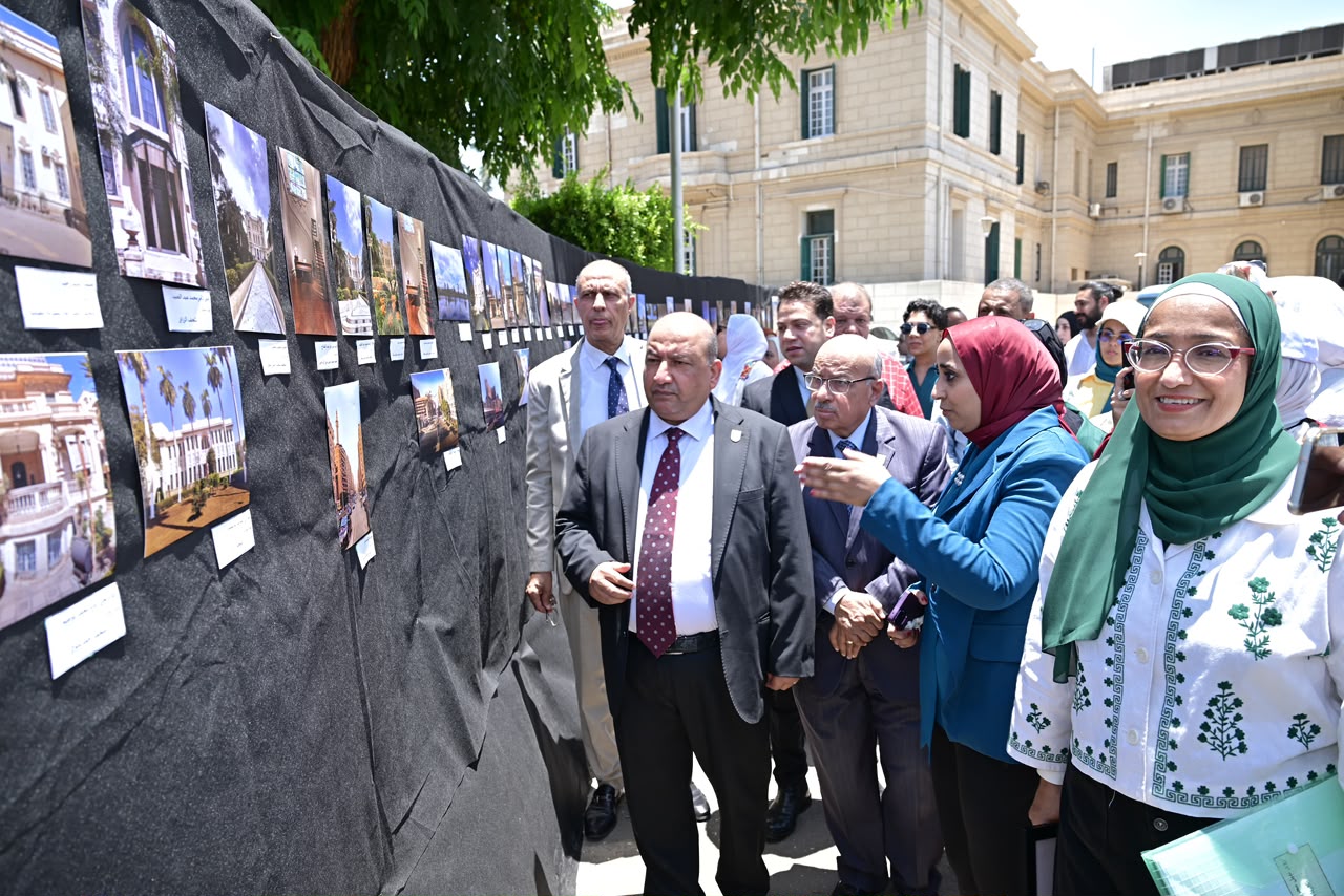نائب رئيس جامعة القاهرة: نواصل دعم المواهب الطلابية وتعزيز الانتماء الوطني من خلال الفن والإبداع