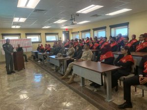 جامعة العاصمة تنظم زيارة ميدانية لقاعدة غرب القاهرة الجوية 5 almomken.com e64a8896