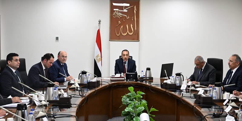 رئيس الوزراء يستعرض خطة طموحة لإحياء صناعة الكتان في مصر وتحويلها إلى مركز إقليمي بحلول 2030
