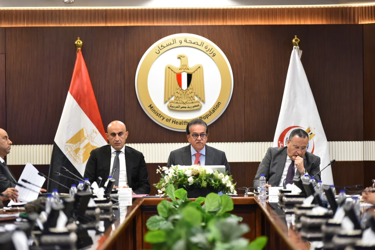 وزير الصحة: تقرير نصف سنوي للرئيس السيسي.. و100 مدرسة تكنولوجيا تطبيقية جديدة