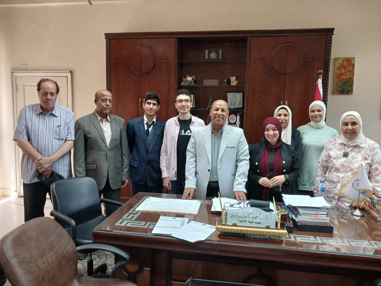 العاصمة تختتم التصفيات الداخلية للمشروع الوطني للقراءة وتصعّد خمسة طلاب للمنافسة على مستوى الجمهورية 2 العاصمة تختتم التصفيات الداخلية للمشروع الوطني للقراءة وتصعّد خمسة طلاب للمنافسة على مستوى الجمهورية