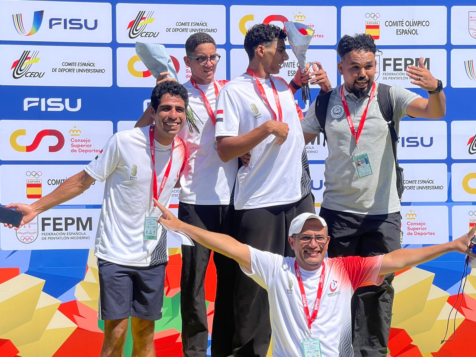 وزير الشباب والرياضة يهنئ المنتخب المصري بتصدر بطولة العالم للخماسي الحديث للجامعات بـ6 ميداليات في مدريد