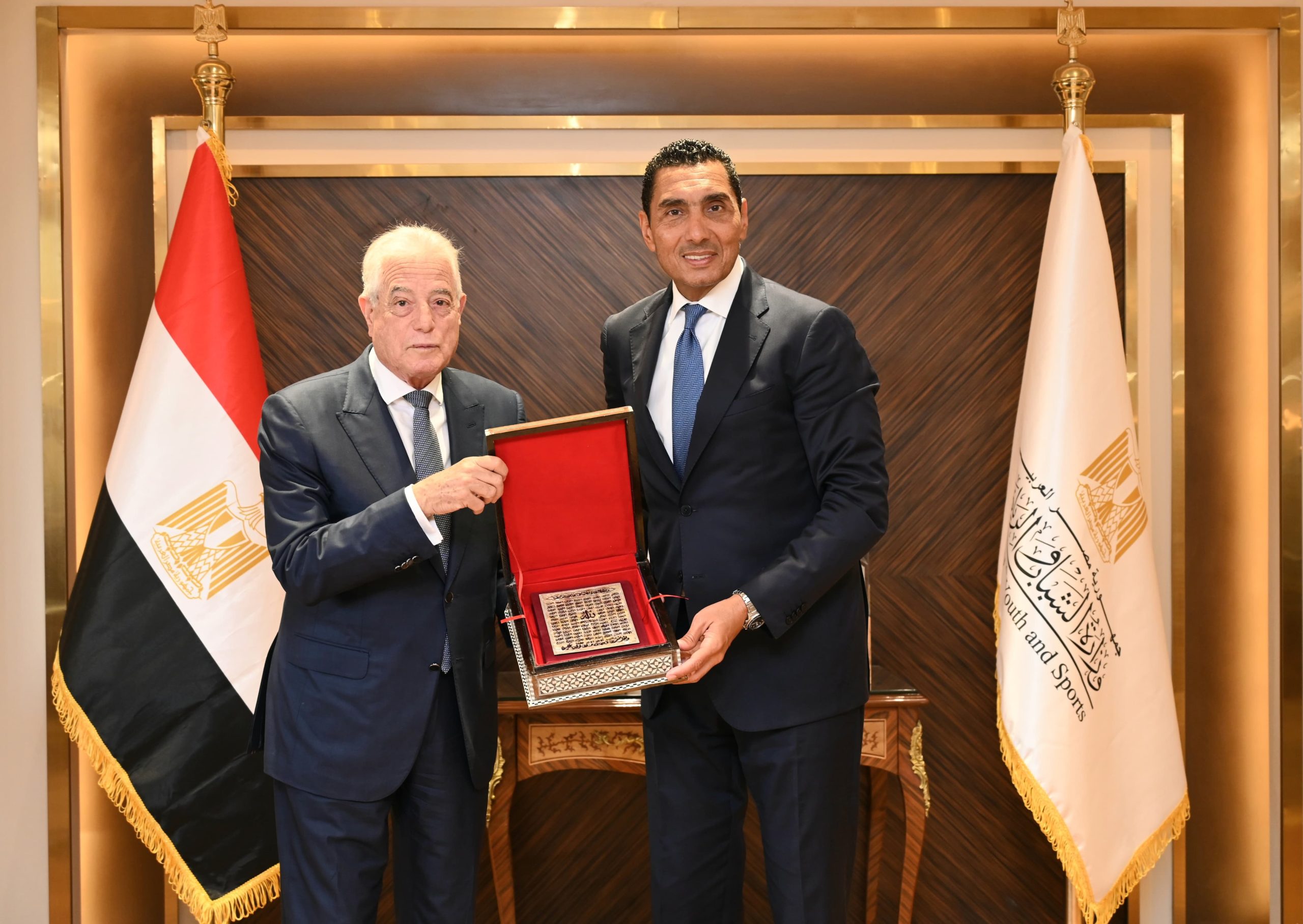 مستشار رئيس الجمهورية للتنمية المحلية فى ضيافة وزير الرياضة لبحث تعزيز السياحة الرياضية واستضافة كبرى فعاليات رياضة السيارات 2 مستشار رئيس الجمهورية للتنمية المحلية فى ضيافة وزير الرياضة لبحث تعزيز السياحة الرياضية
